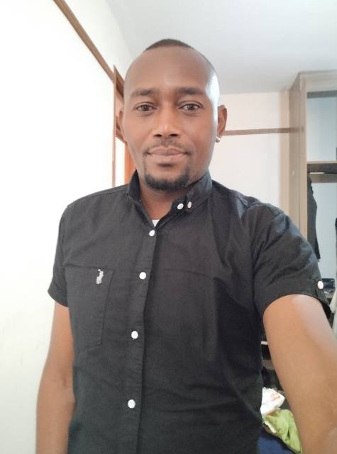 Simon Njeru, Electricians