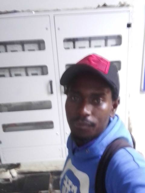 ian maina, Electricians
