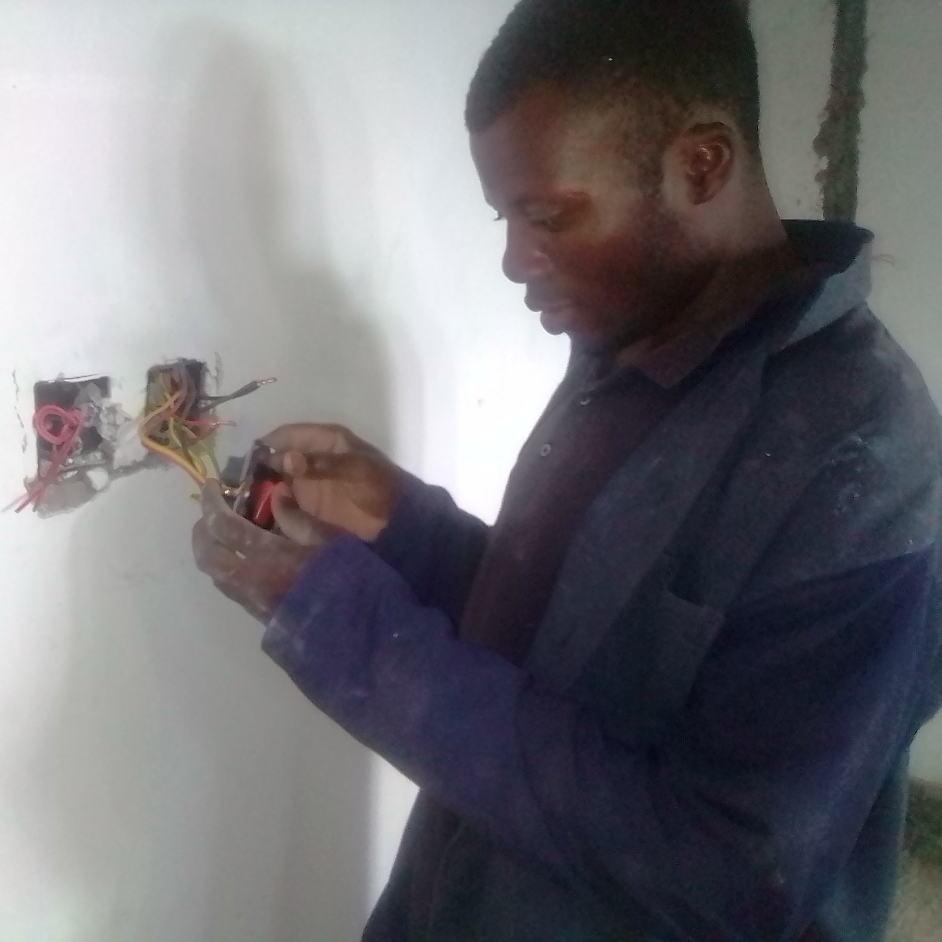 Eliud Wanjala, Electricians