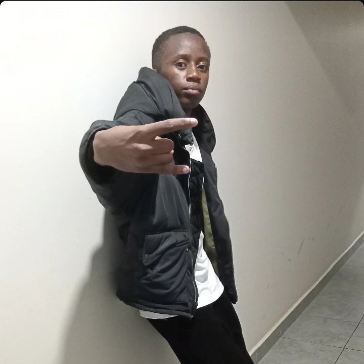 Maxwell Wahome, Electricians