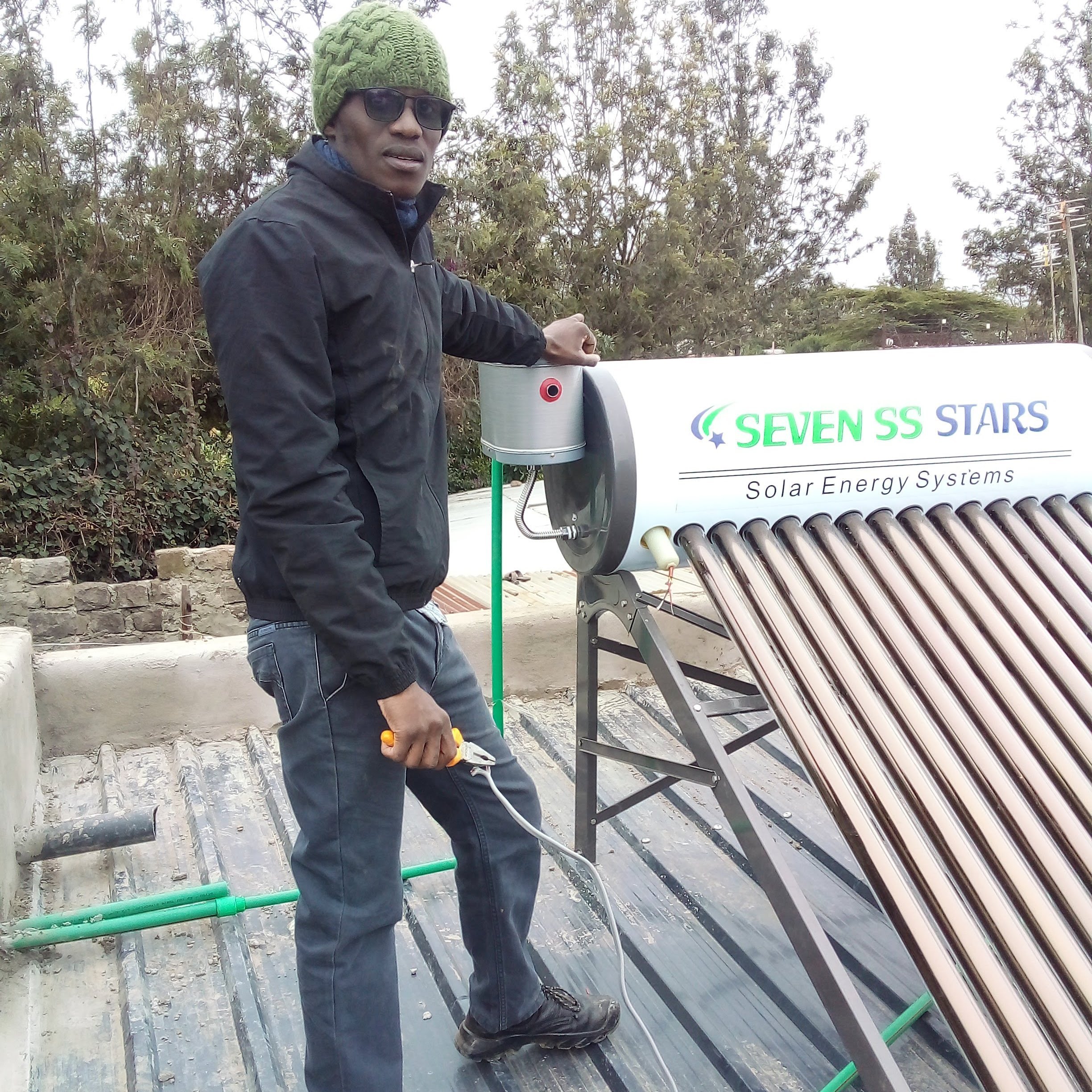 Daniel Mutinda, Electricians